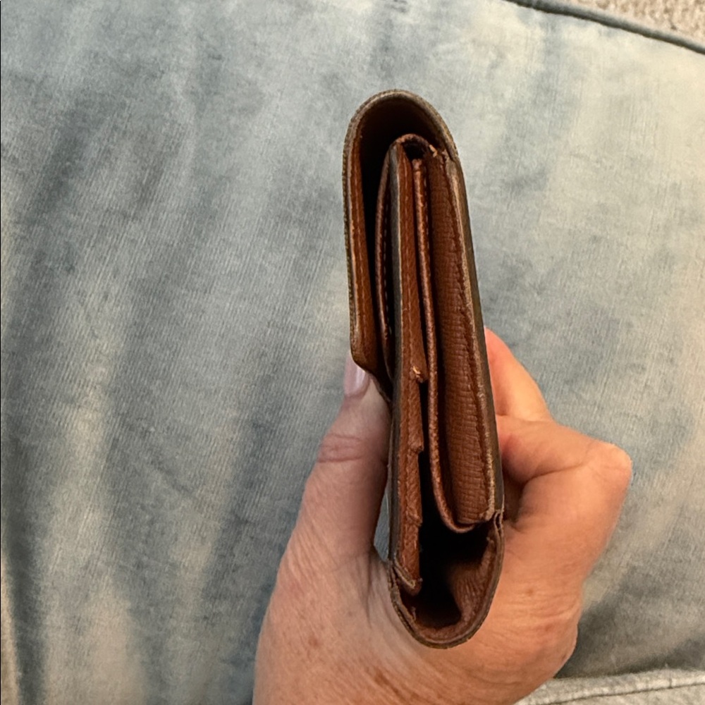 Louis Vuitton Monogram Brown Wallet - Picture 5 of 10